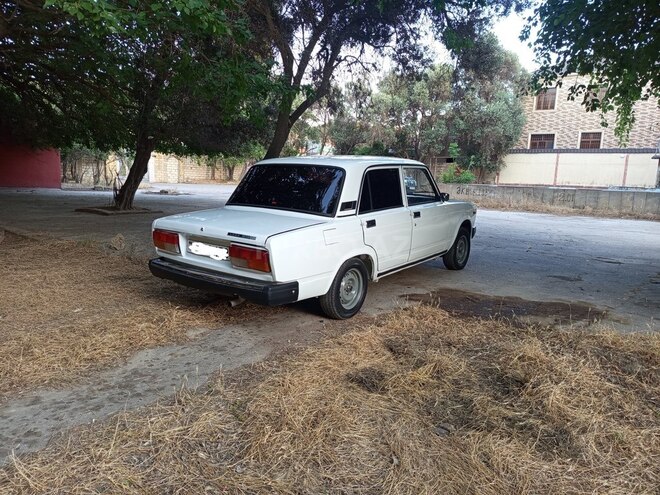 LADA (VAZ) 2107-6