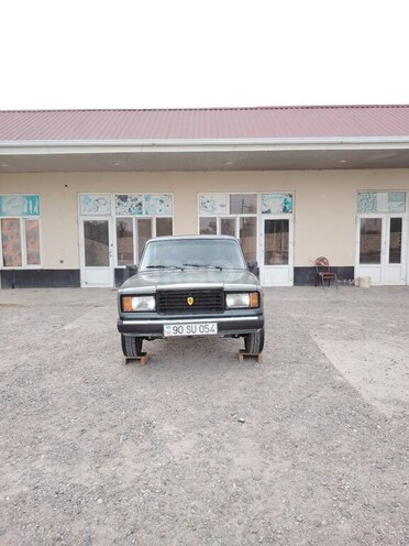 LADA (VAZ) 2107-1