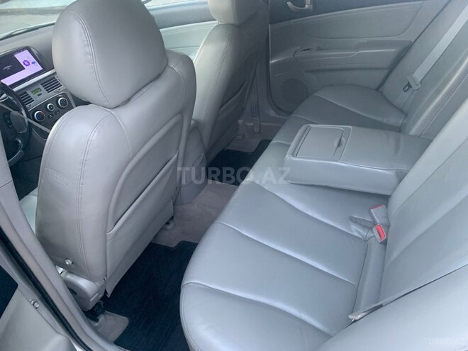 Hyundai Sonata-6
