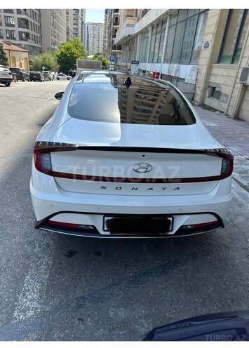 Hyundai Sonata-2