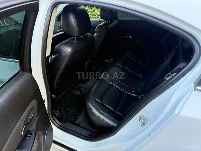 Chevrolet Cruze-9