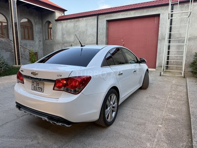 Chevrolet Cruze-4