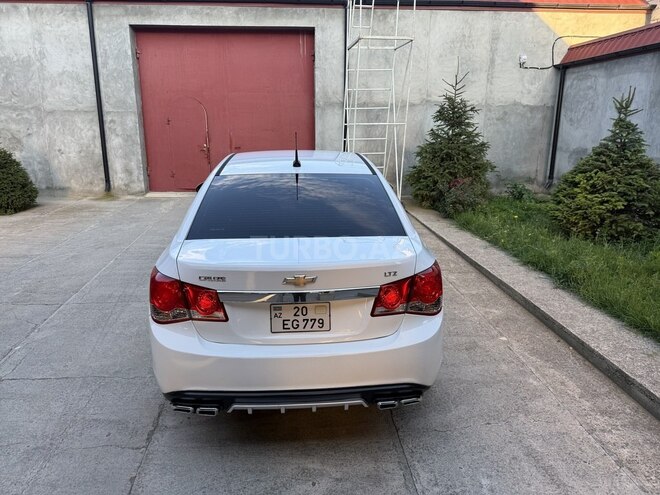 Chevrolet Cruze-8