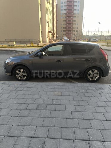 Hyundai i30-10