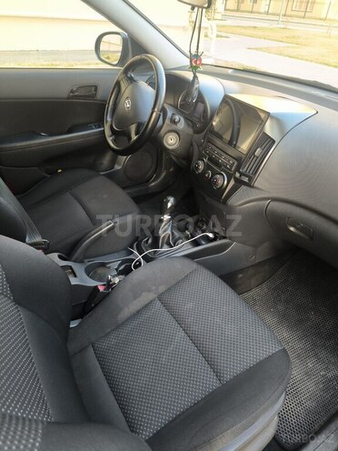 Hyundai i30-8