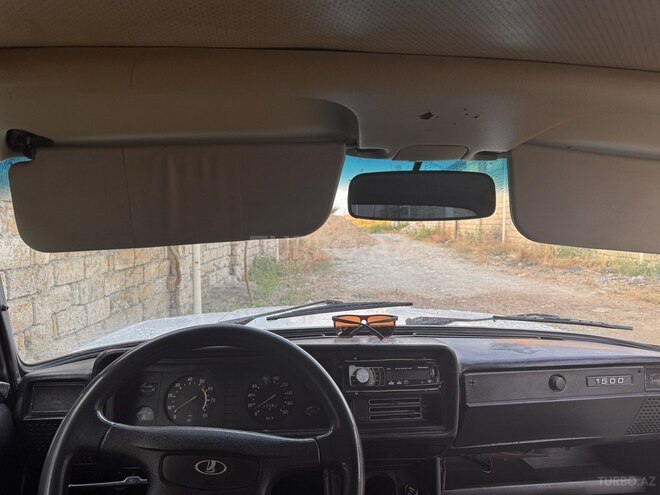 LADA (VAZ) 2107-4