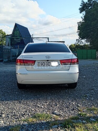Hyundai Sonata-4