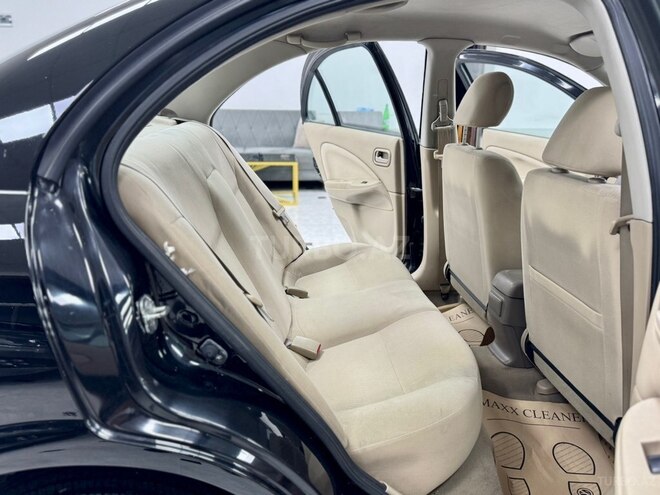 Nissan Sunny-30