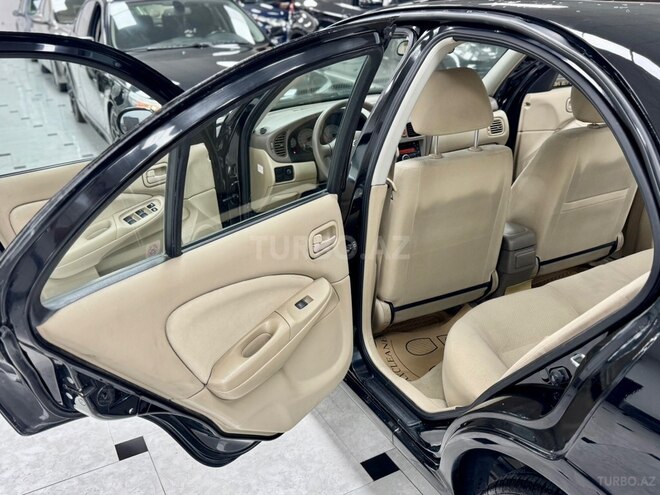 Nissan Sunny-27
