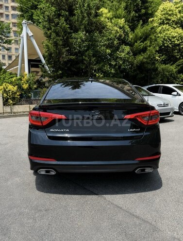 Hyundai Sonata-2
