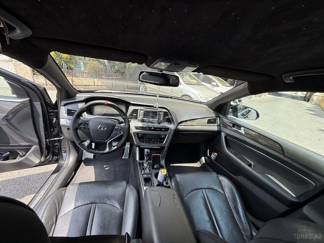 Hyundai Sonata-5