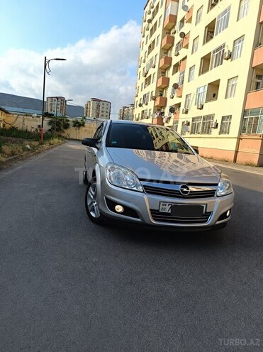 Opel Astra-2
