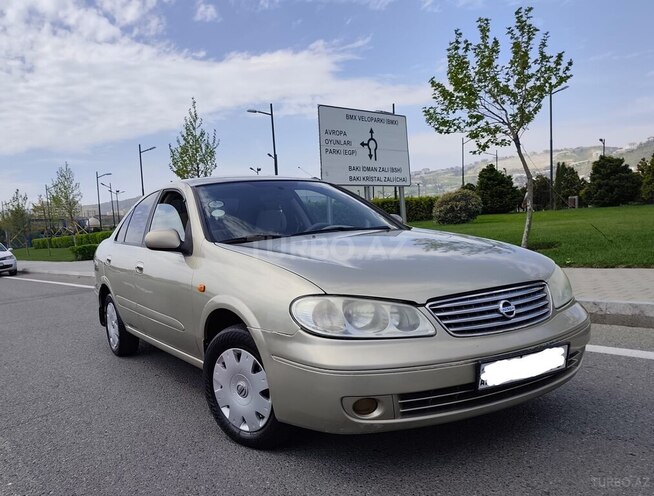 Nissan Sunny-1