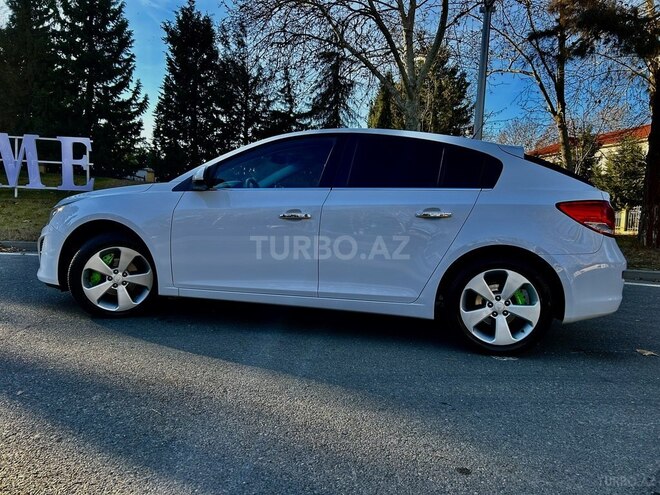 Chevrolet Cruze-10