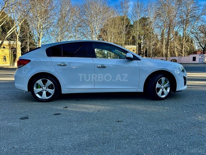 Chevrolet Cruze-13
