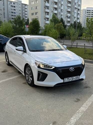Hyundai IONIQ-4