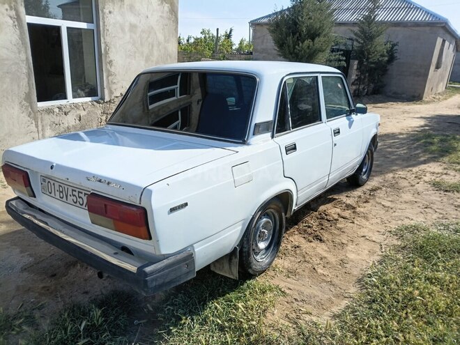 LADA (VAZ) 2107-5