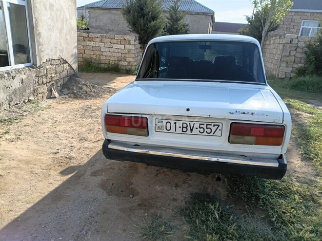 LADA (VAZ) 2107-10