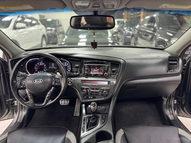 Kia Optima-16