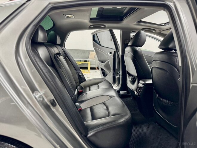 Kia Optima-27