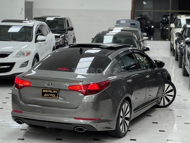 Kia Optima-12