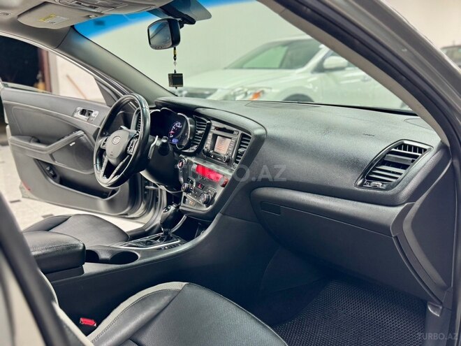 Kia Optima-17