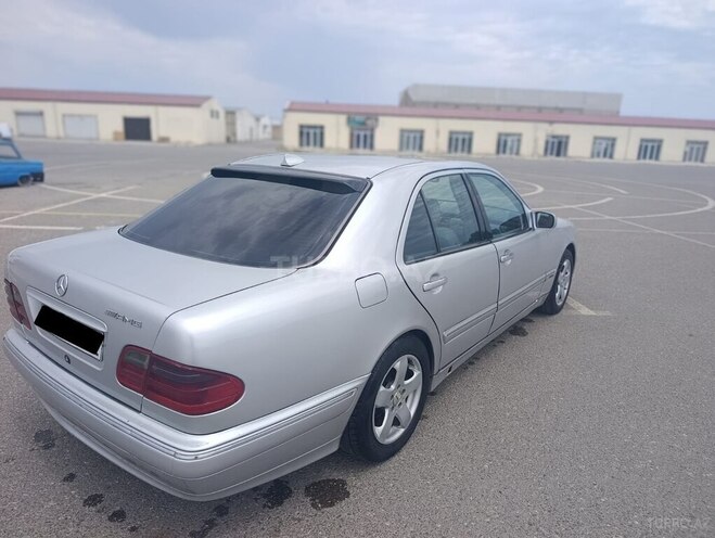 Mercedes E 220-9