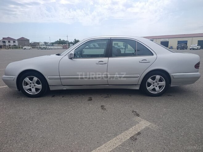 Mercedes E 220-14