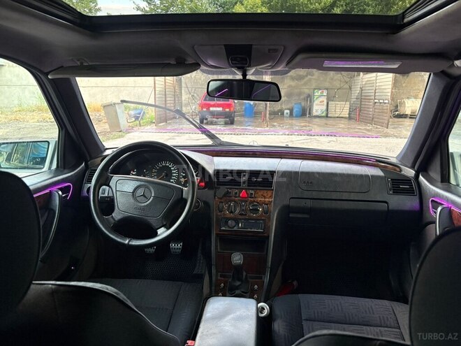 Mercedes C 240-8