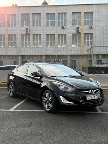 Hyundai Elantra-10