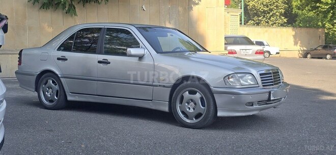 Mercedes C 200-6