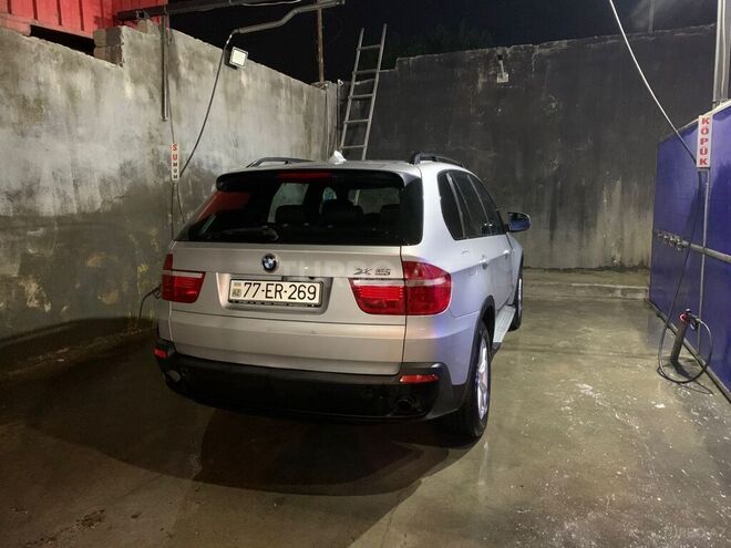 BMW X5-8