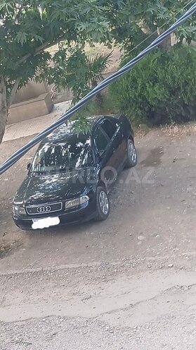Audi A4-4