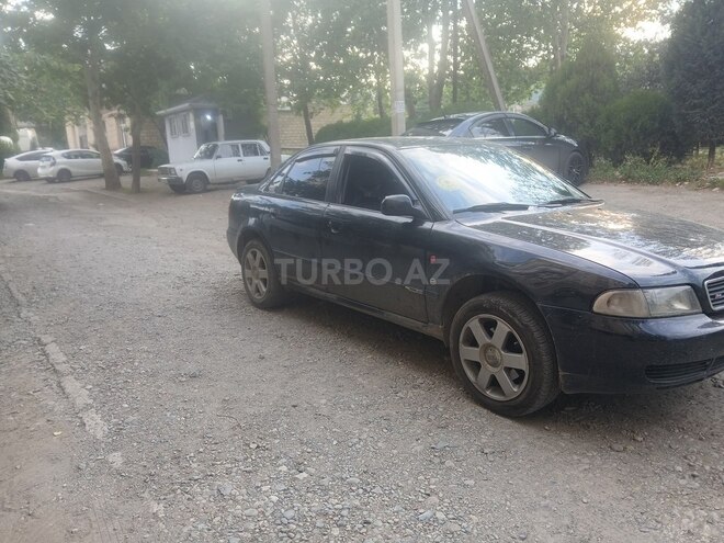 Audi A4-6