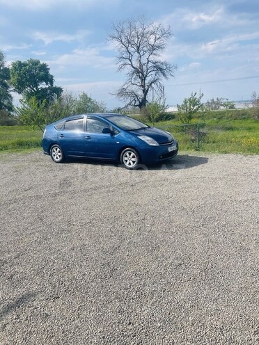 Toyota Prius-2