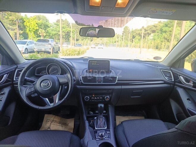 Mazda 3-8