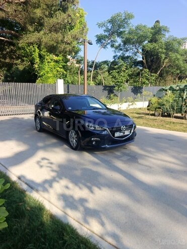 Mazda 3-1