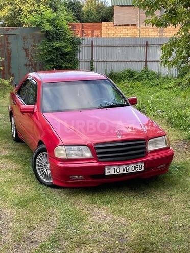 Mercedes C 200-1