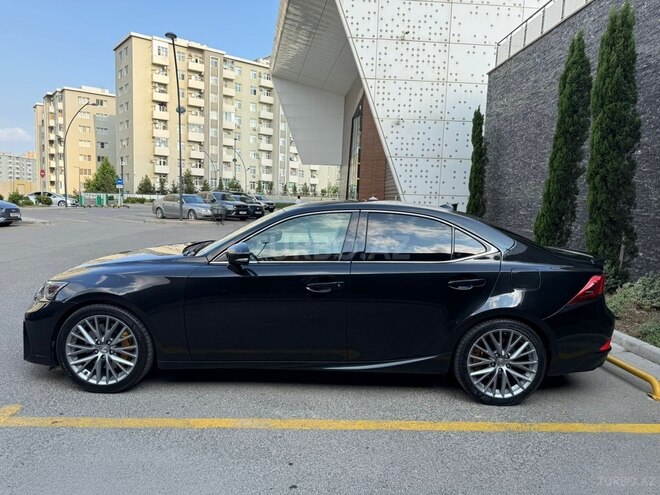 Lexus IS 200t-4