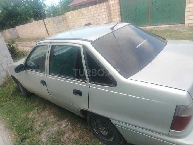 Daewoo Nexia-6