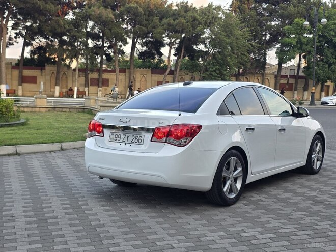 Chevrolet Cruze-4