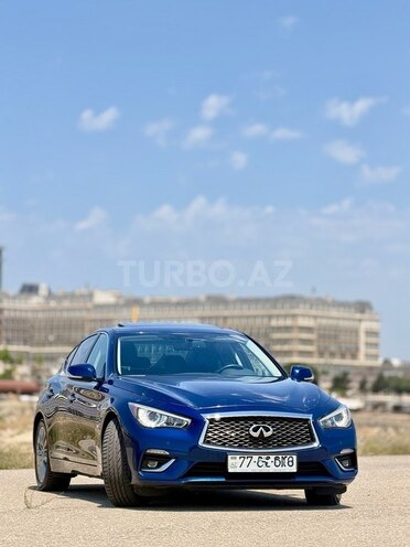 Infiniti Q50-4