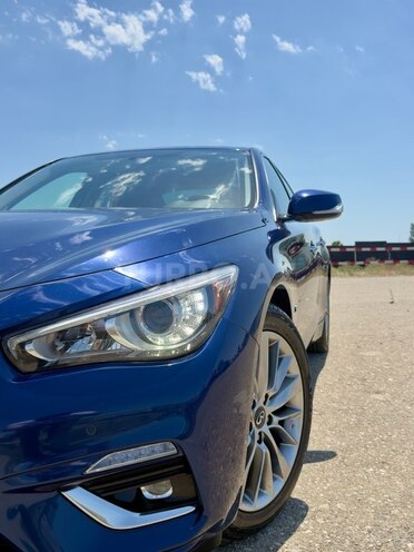 Infiniti Q50-10