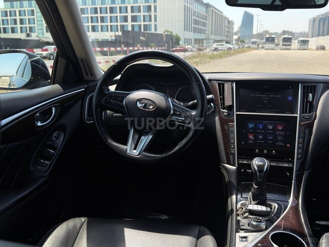 Infiniti Q50-16