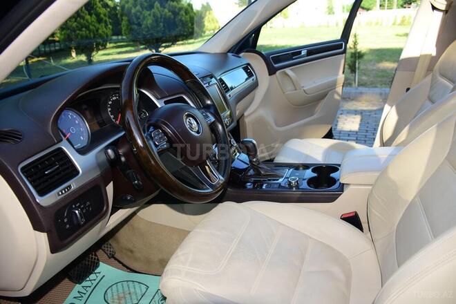 Volkswagen Touareg-14