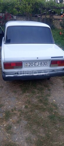 LADA (VAZ) 2107-2