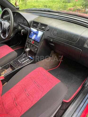 Mercedes C 200-19