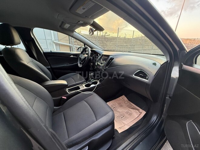 Chevrolet Cruze-4