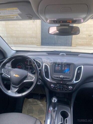 Chevrolet Equinox-12