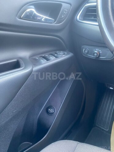 Chevrolet Equinox-21